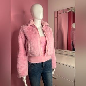 💗PINK Fur Coat💗